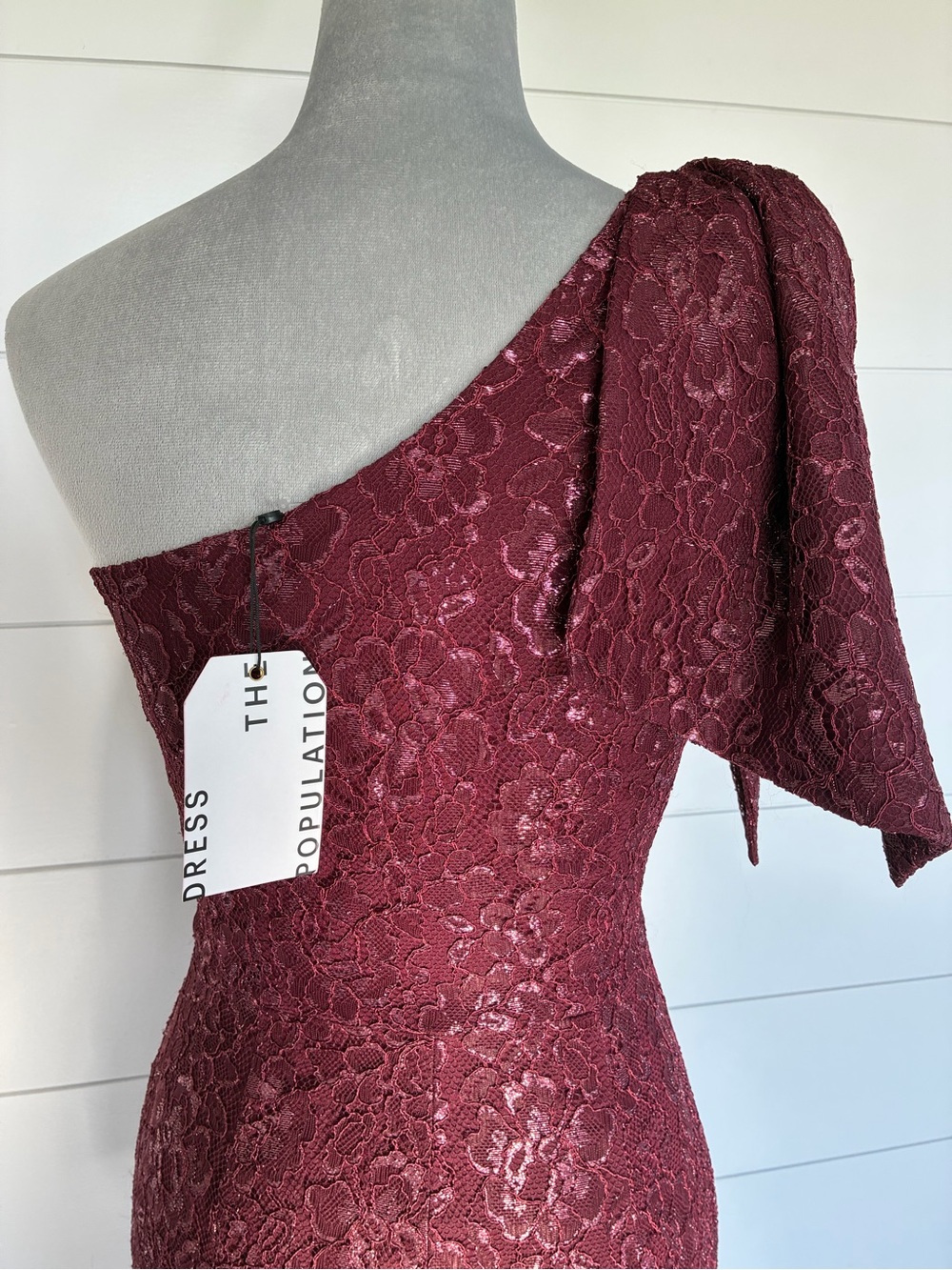 DRESS THE POPULATION LACE
Tiffany ONE SHOULDER BOW
Sheath MIDI DRESS S NWT - Picture 8 of 12